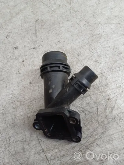 BMW 3 E46 Tuyau de liquide de refroidissement moteur 11122247744