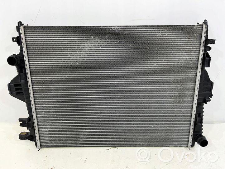 Volkswagen Touareg II Radiateur de refroidissement 