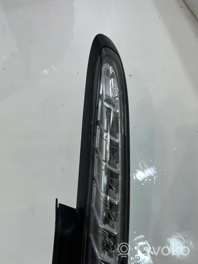 Porsche Cayenne (92A) Indicatore di direzione del parafango anteriore 7P5941181C