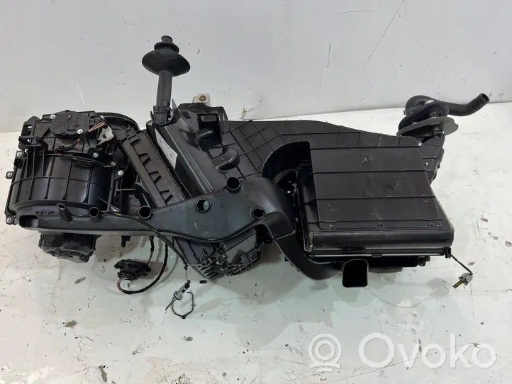 Porsche Cayenne (92A) Nagrzewnica / Komplet 7P0820021D