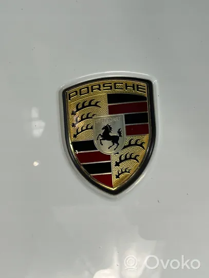 Porsche Cayenne (92A) Pokrywa przednia / Maska silnika 7P5