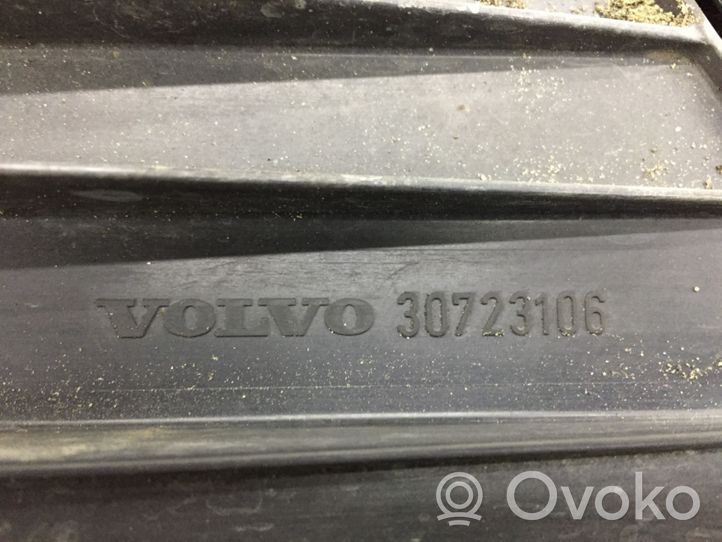 Volvo S60 Elektryczny wentylator chłodnicy 