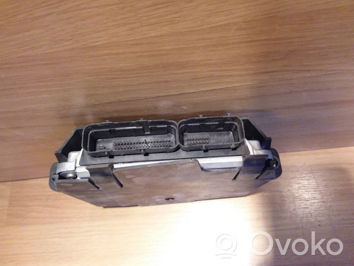 Opel Vectra B Sterownik / Moduł ECU 0281001634