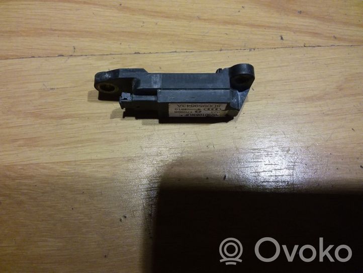 Audi A4 S4 B5 8D Gaisa spilvenu trieciensensors 8D0959643A