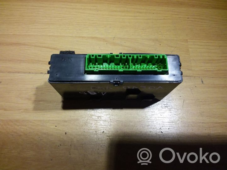 Volvo S40, V40 Boîtier module alarme 30889337