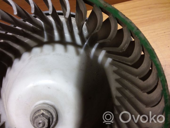 Nissan Sunny Heater fan/blower 4755030352