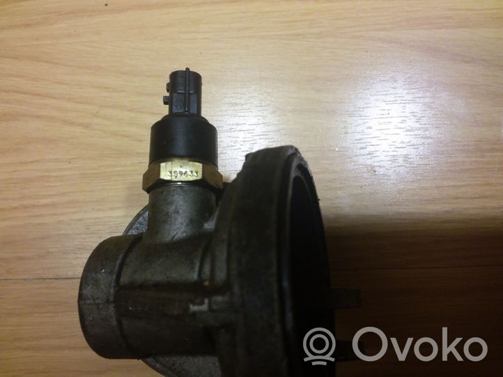 Dacia Logan I Oil pressure sensor 8200359633