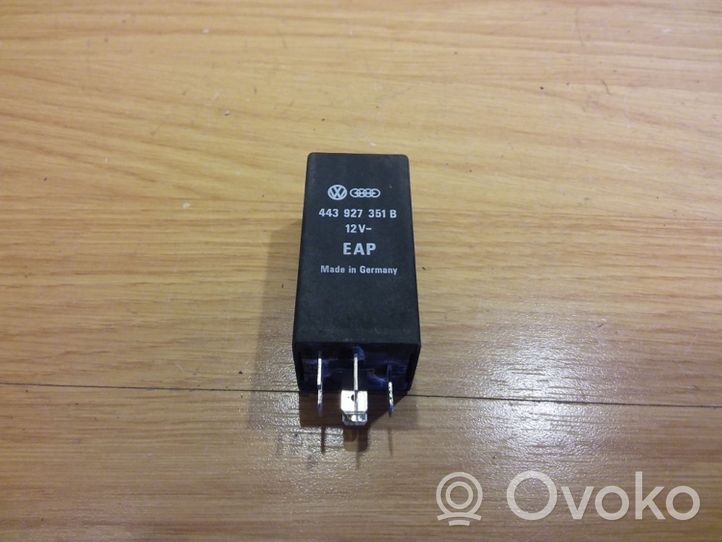 Audi 80 90 S2 B4 Seat heating relay 443927351B