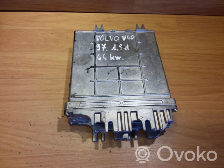 Volvo S40, V40 Calculateur moteur ECU 0281001906