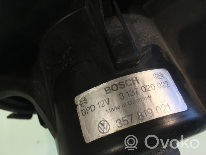 Volkswagen PASSAT B3 Soplador/ventilador calefacción 357819021