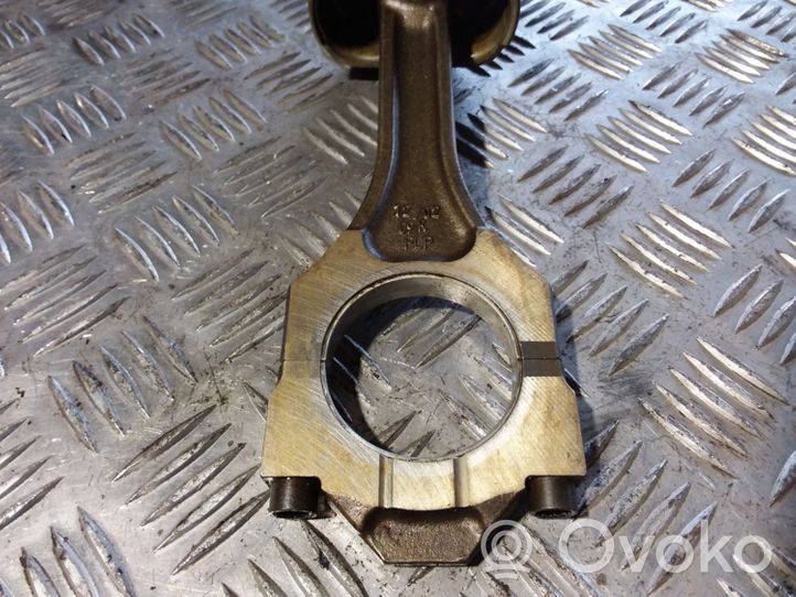 Volkswagen Phaeton Piston with connecting rod 