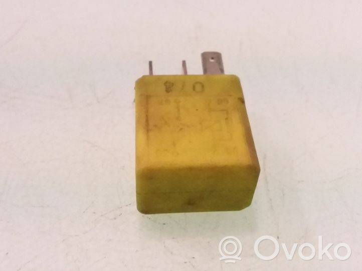 Opel Meriva A Light relay 24433728