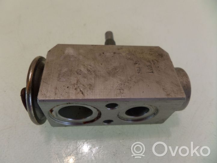 Opel Astra G Valvola ad espansione dell’aria condizionata (A/C) 9180166