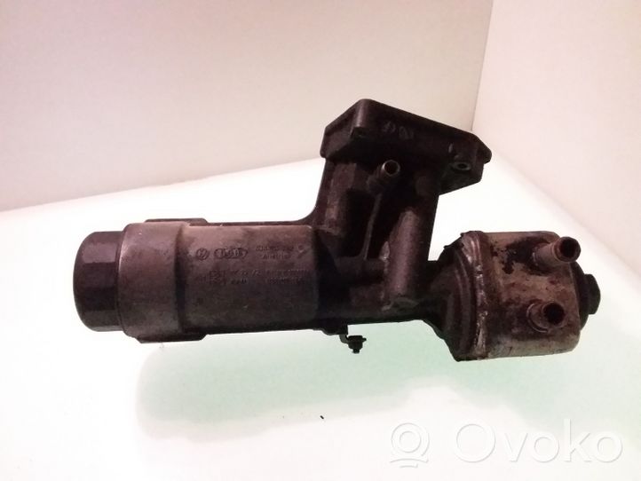 Volkswagen Sharan Supporto di montaggio del filtro dell’olio 038115466