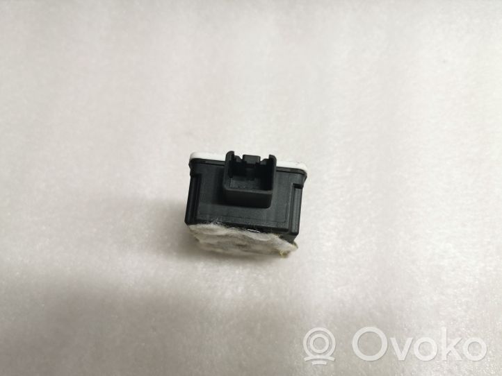 Volvo V60 Centralina/modulo chiusura centralizzata portiere 31268992