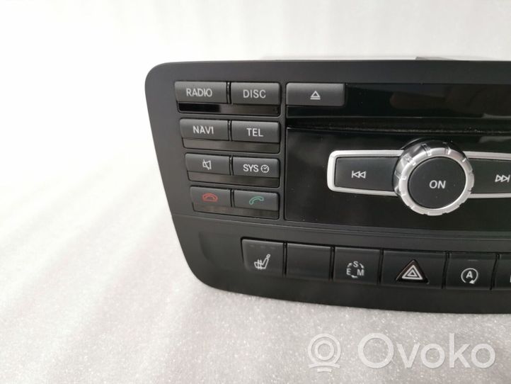 Mercedes-Benz A W176 Radio/CD/DVD/GPS-pääyksikkö A2469000516