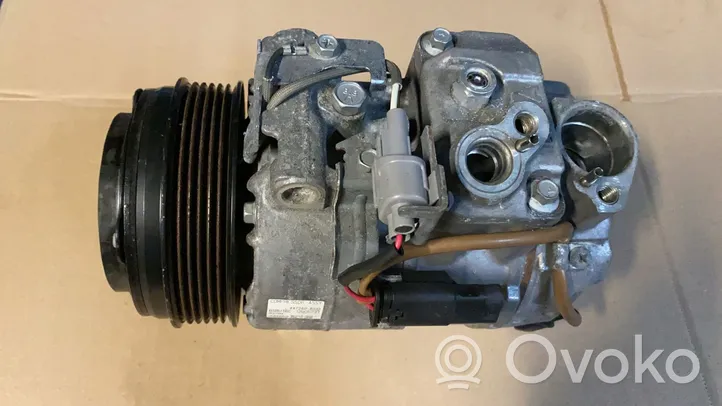 Mercedes-Benz ML W166 Ilmastointilaitteen kompressorin pumppu (A/C) A0008305100