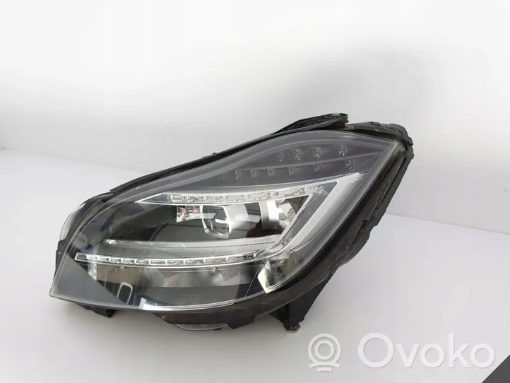 Mercedes-Benz CLS C218 AMG Lampa przednia A2188200159