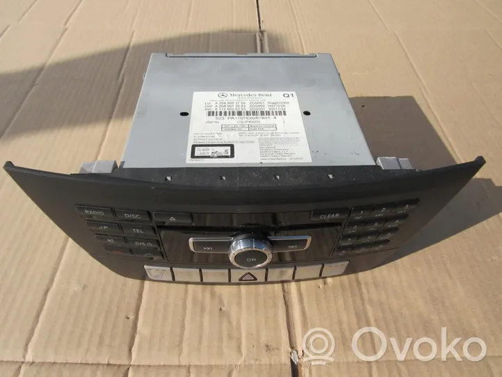 Mercedes-Benz C AMG W204 Unidad delantera de radio/CD/DVD/GPS A2049003709