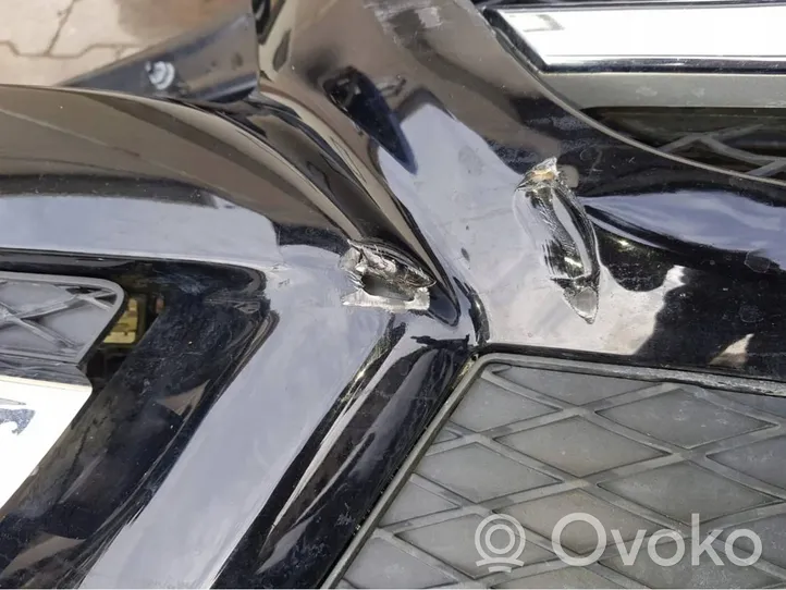 Mercedes-Benz GL X166 Zderzak przedni 