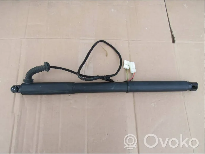 BMW X5 E70 Pompe, vérin hydraulique de hayon 8069024