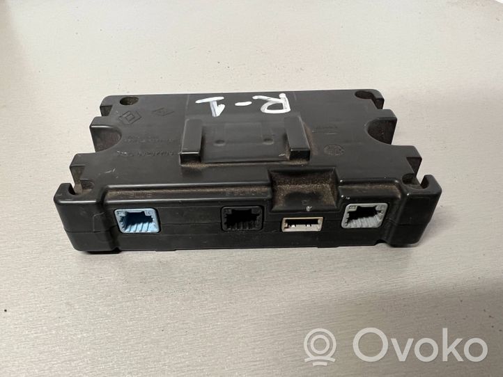 Renault Clio III Unité / module navigation GPS 280240001R