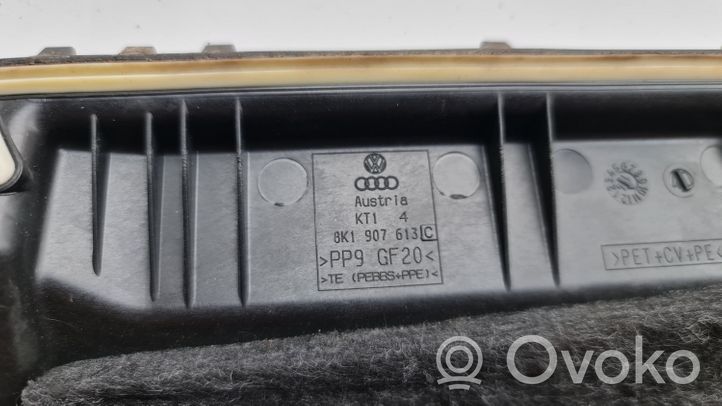 Audi A5 8T 8F Couvercle de boîte à fusibles 8K1907613C