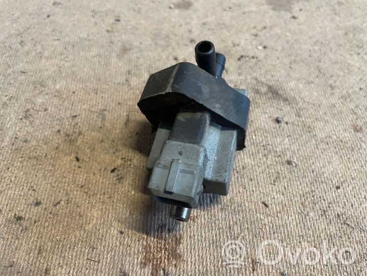 Audi TT Mk1 Solenoidinis vožtuvas 