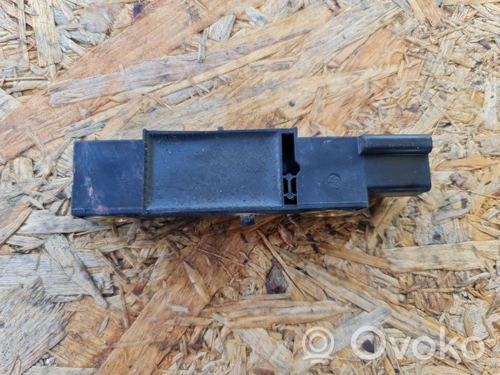 Volvo V70 Airbagsensor Crashsensor Drucksensor 8622365