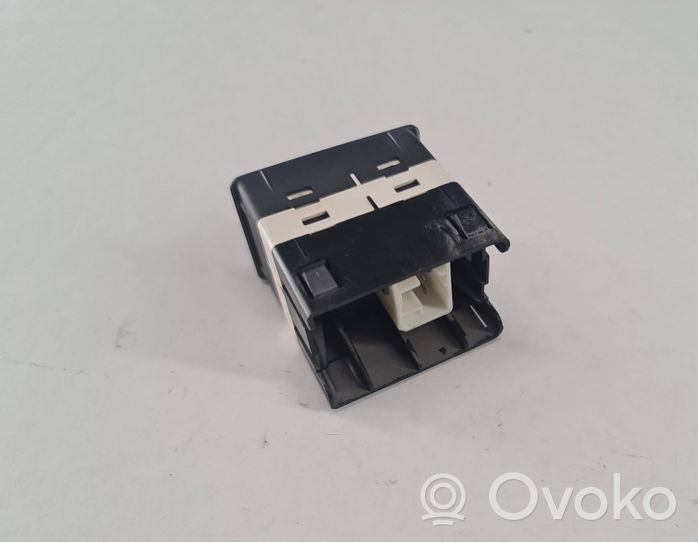 Volvo S40, V40 On-board computer control switch 889988