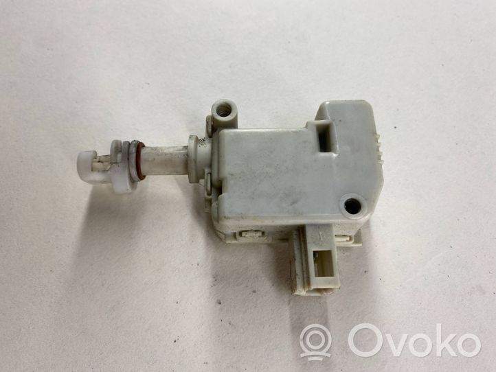 Volkswagen Bora Moteur verrouillage centralisé 1J0810773