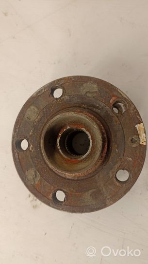 Volkswagen PASSAT B6 Front wheel bearing hub 