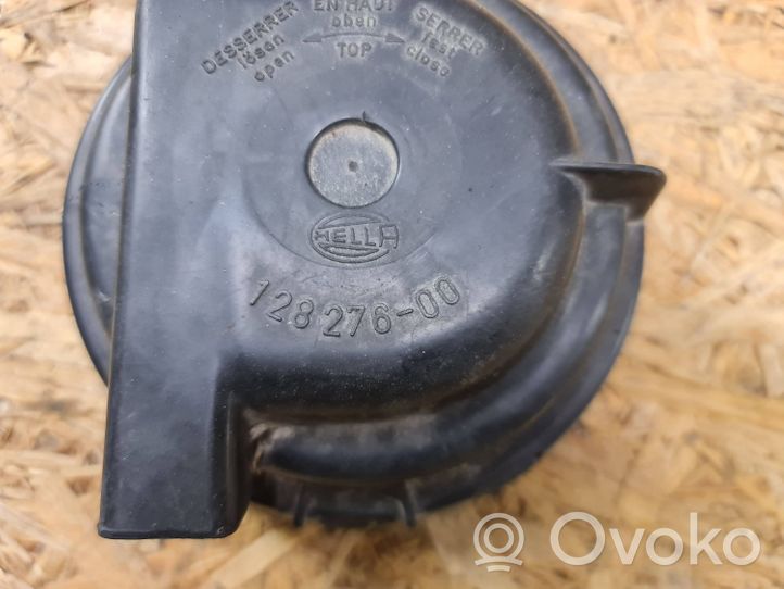 Audi 100 200 5000 C3 Cache-poussière de phare avant 12827600