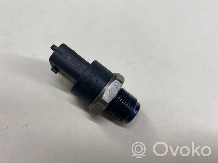 Renault Scenic II -  Grand scenic II Fuel pressure sensor 0281002720