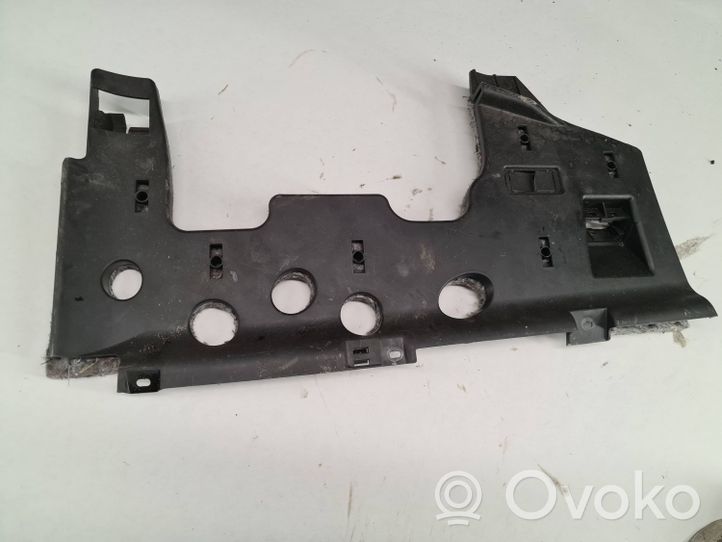 Volkswagen PASSAT B6 Panelės apdailos skydas (apatinis) 3C1863081B