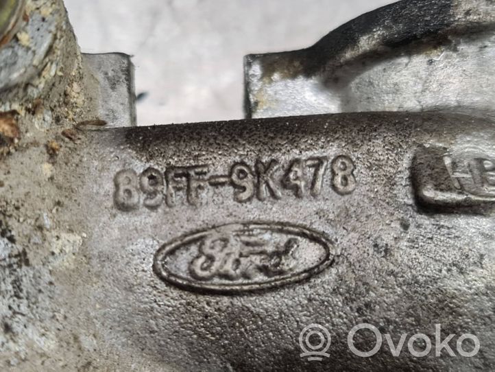 Ford Focus Termostat / Obudowa termostatu 89FF9K478