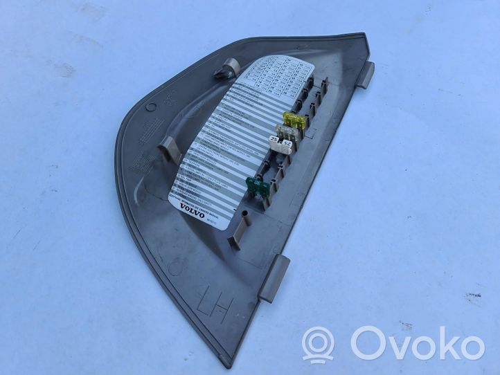 Volvo S60 Rivestimento estremità laterale del cruscotto 09164898