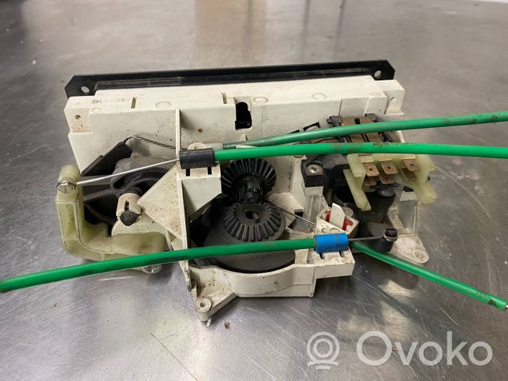 Audi 80 90 B3 Centralina del climatizzatore 893959511