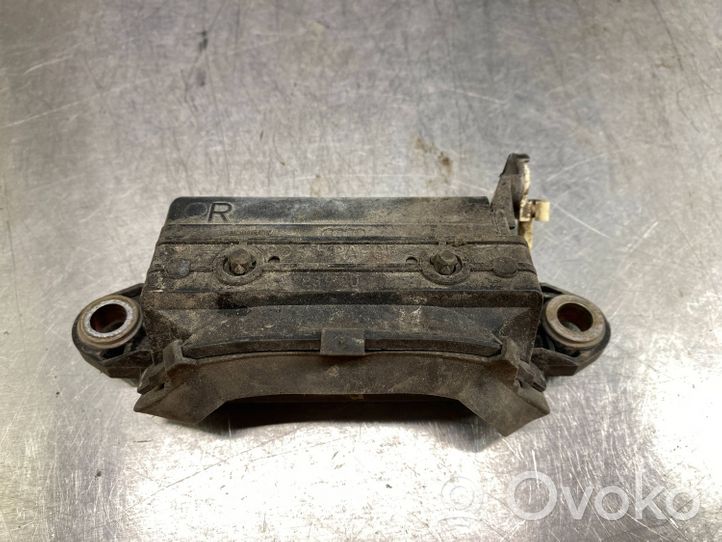 Audi A4 S4 B5 8D Maniglia esterna per portiera posteriore 8390