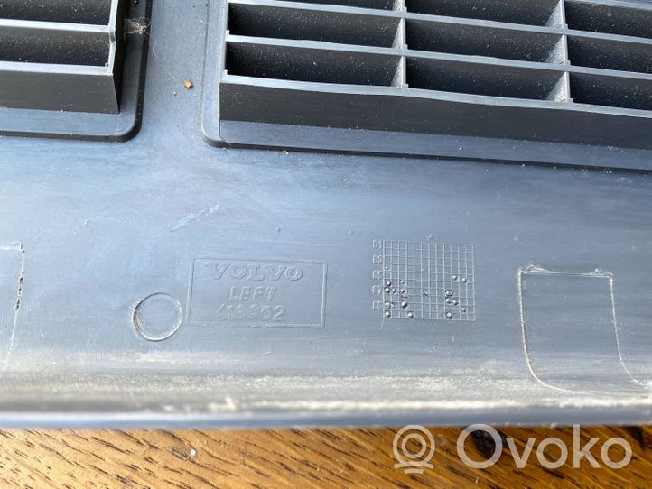 Volvo 480 Dashboard side air vent grill/cover trim 413352