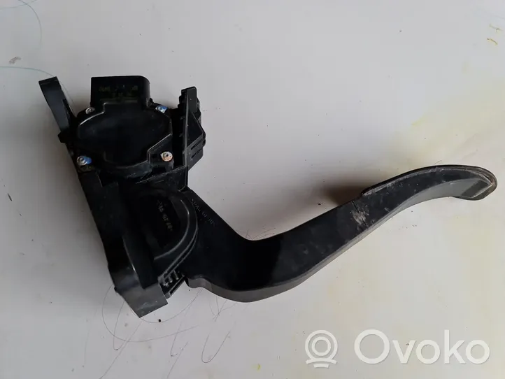 Mercedes-Benz Sprinter W901 W902 W903 W904 Gaspedal A9013000404