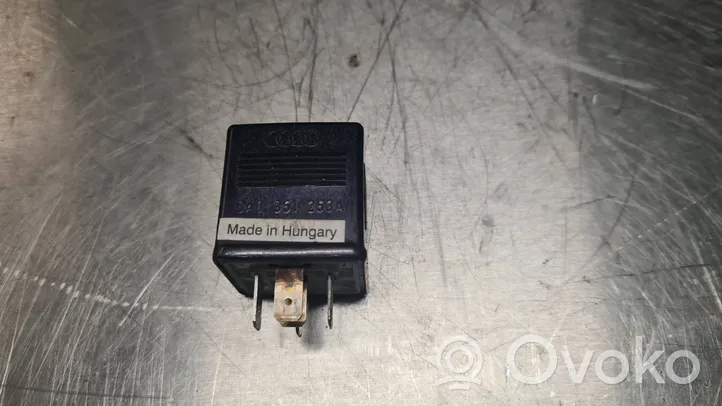 Audi A6 S6 C5 4B Other relay 8A0951253A