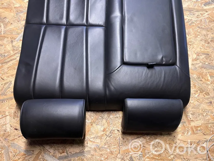 Jaguar S-Type Rear seat 