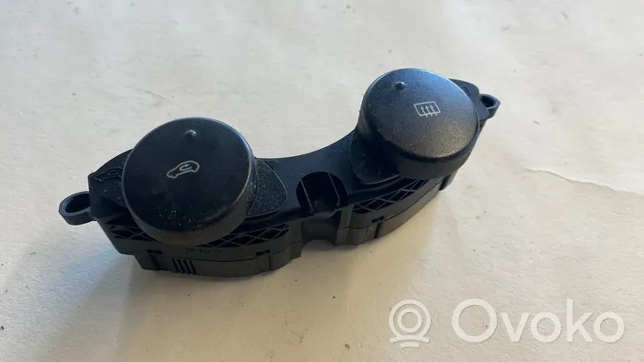 Ford Connect Przycisk / Przełącznik ogrzewania szyby przedniej / czołowej 2T1T51445BA