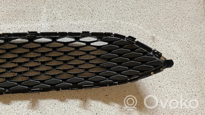 Ford Focus C-MAX Grille de calandre avant F1CB8138A