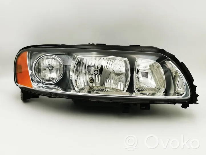 Volvo XC70 Etu-/Ajovalo 30698836