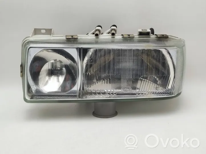 Audi Coupe Phare frontale 13068300