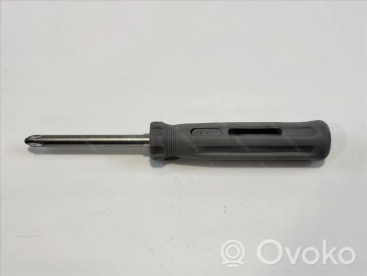 BMW 5 E39 Tool set 71111179629