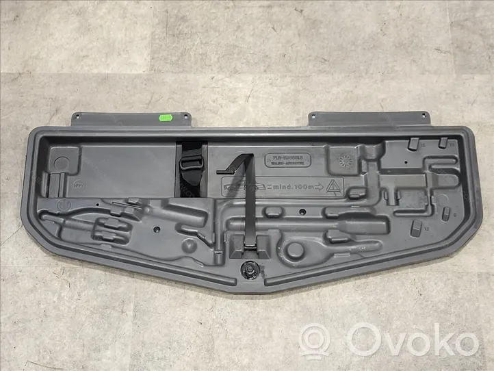 BMW 5 E39 Įrankių daiktadėžė 71111182774