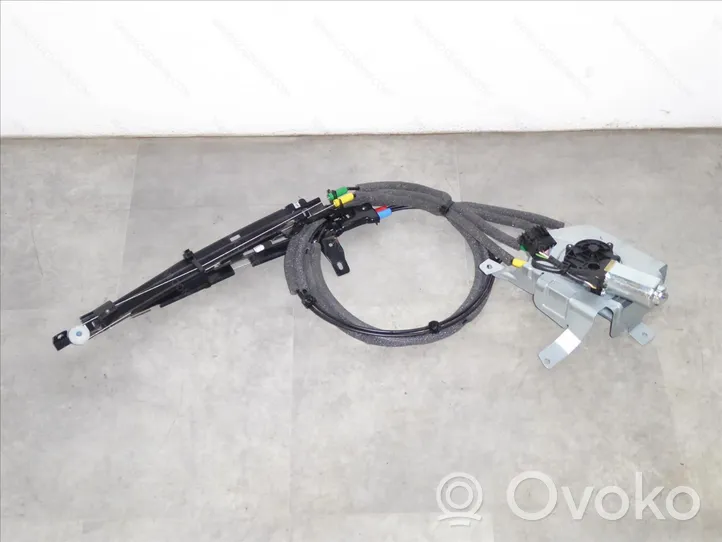 BMW 5 F10 F11 Elektrinė galinio stiklo užuolaida 51437232773